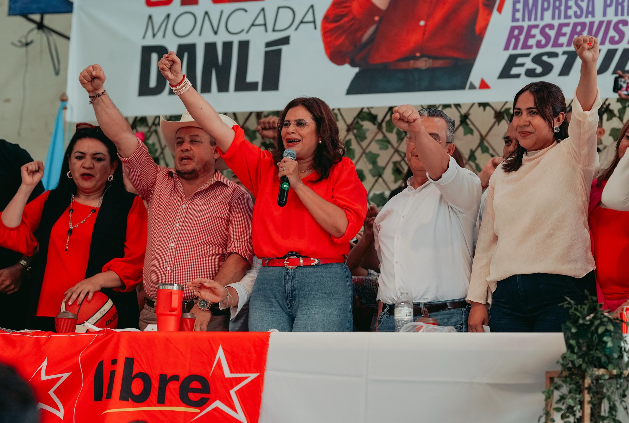 Honduras: LIBRE ante escándalos de corrupción y problemas electorales
