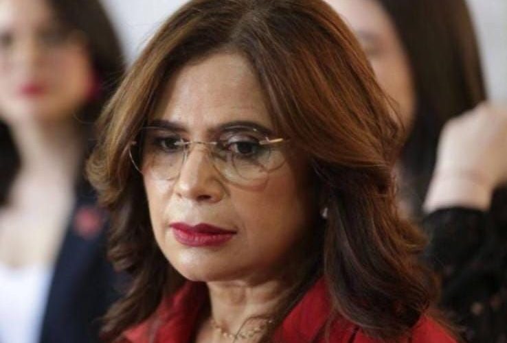 Rixi Moncada pierde apoyo en encuestas y pone en riesgo a LIBRE