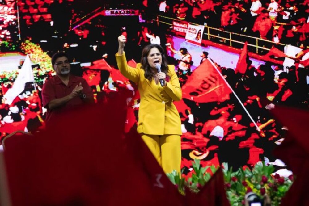 “Las 10 Familias” y la economía hondureña bajo la campaña de Rixi Moncada